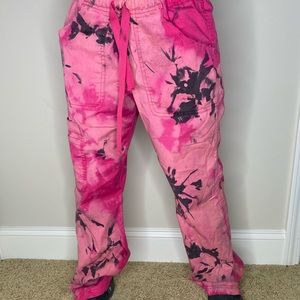 Pink discoloration cargo pants